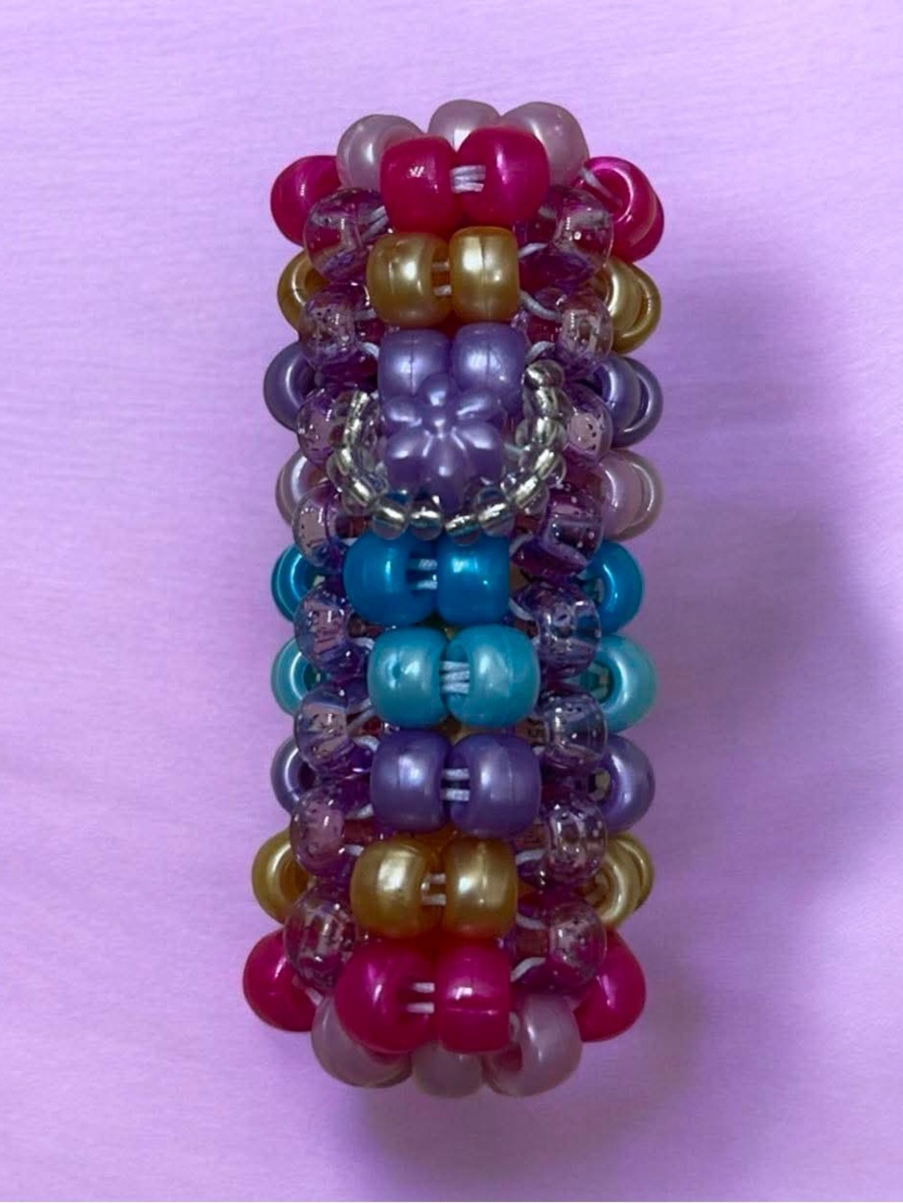 Handmade caterpillar chapstick holder
Made with pony beads